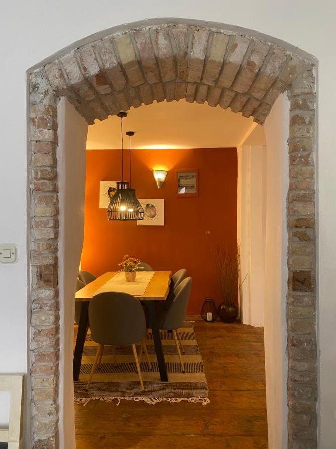 5C Luxury Apartment Ровин Екстериор снимка